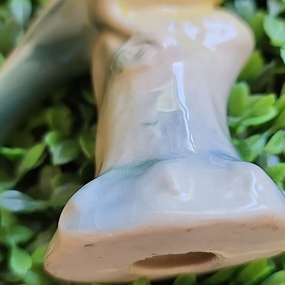 Vintage Blue Capped Bird On Perch - Picture 11 of 11